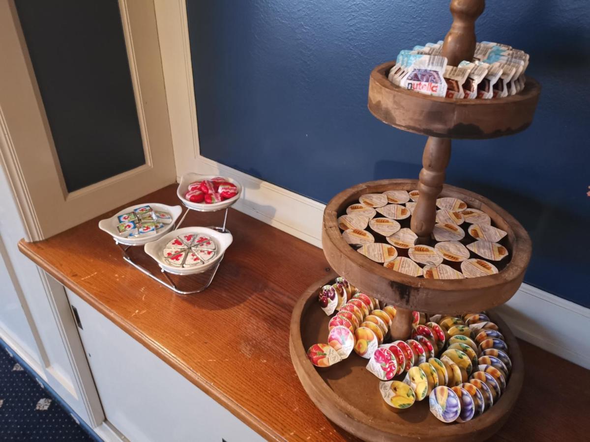 Hotel Restaurant Goldener Schluessel Altdorf Kültér fotó