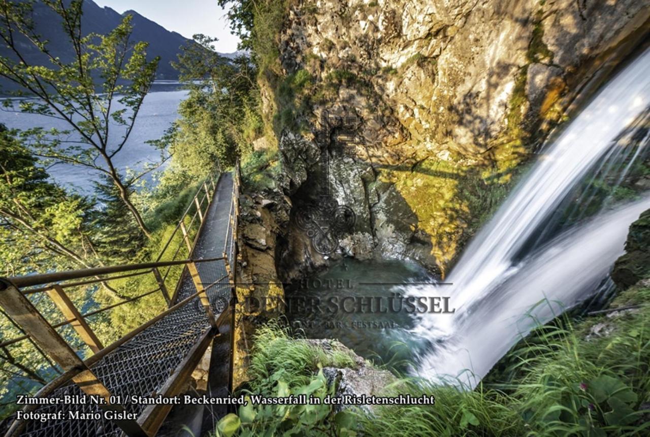 Hotel Restaurant Goldener Schluessel Altdorf Kültér fotó