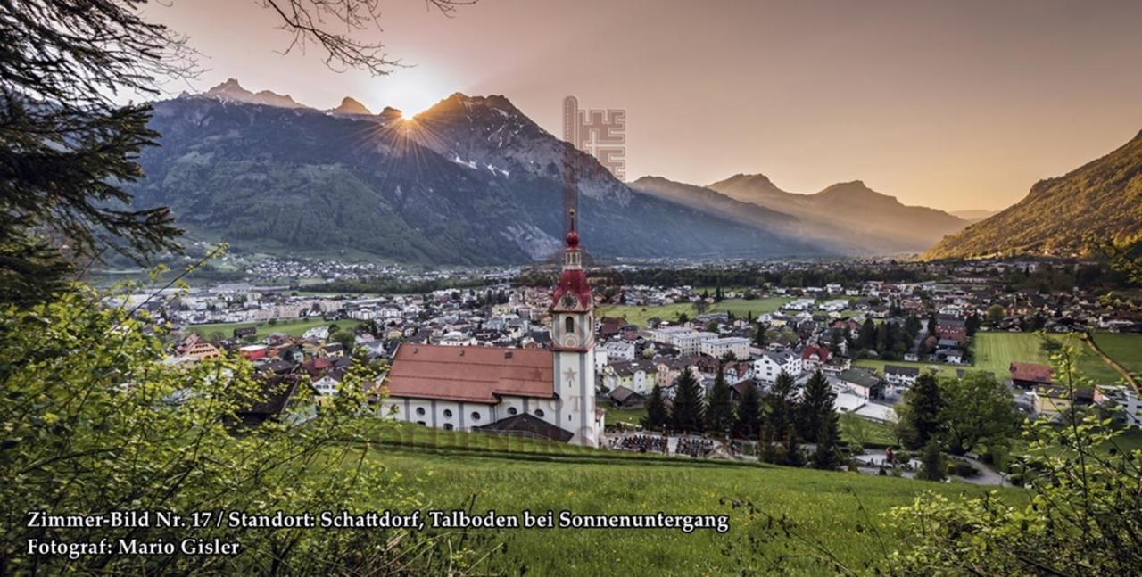Hotel Restaurant Goldener Schluessel Altdorf Kültér fotó