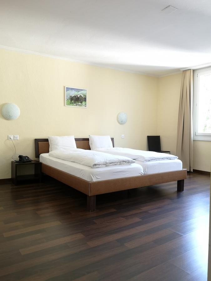 Hotel Restaurant Goldener Schluessel Altdorf Kültér fotó