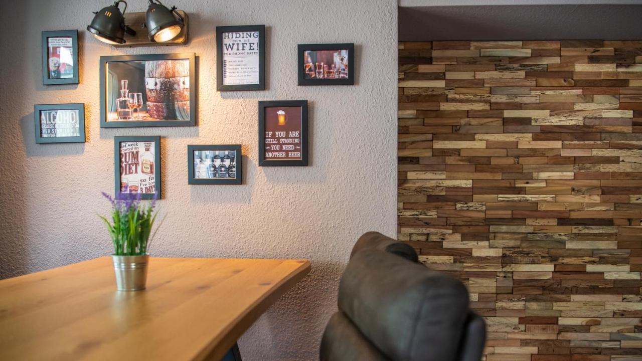 Hotel Restaurant Goldener Schluessel Altdorf Kültér fotó